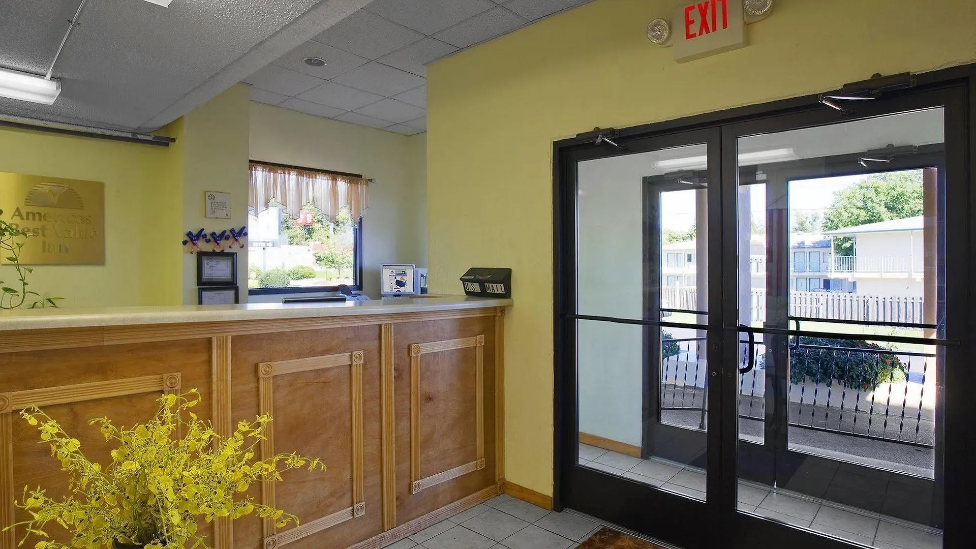 Americas Best Value Inn-Nashville/Airport South